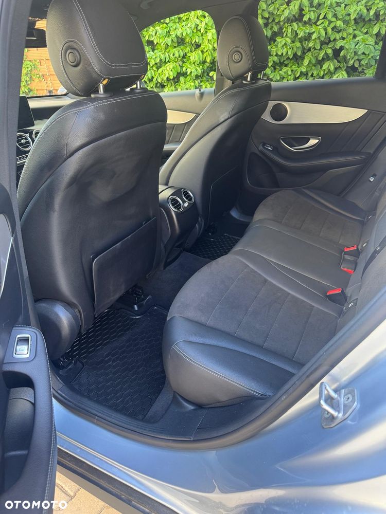 Mercedes-Benz GLC 220 d 4Matic 9G-TRONIC - 31