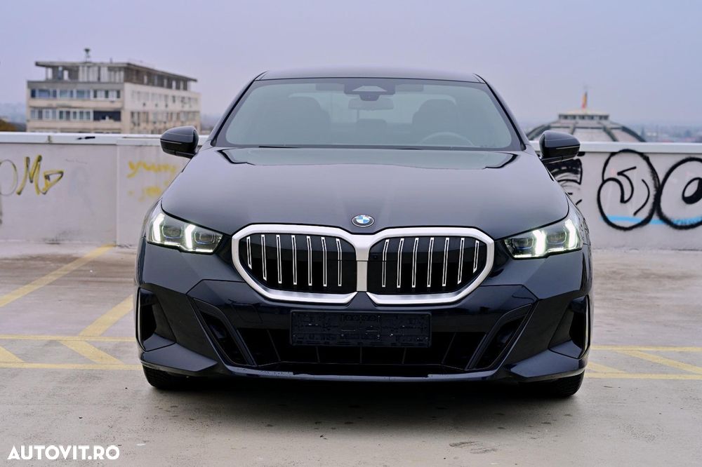 BMW Seria 5 520i AT MHEV - 3