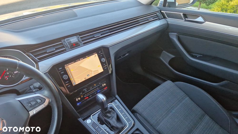 Volkswagen Passat 2.0 TDI SCR Highline DSG - 10
