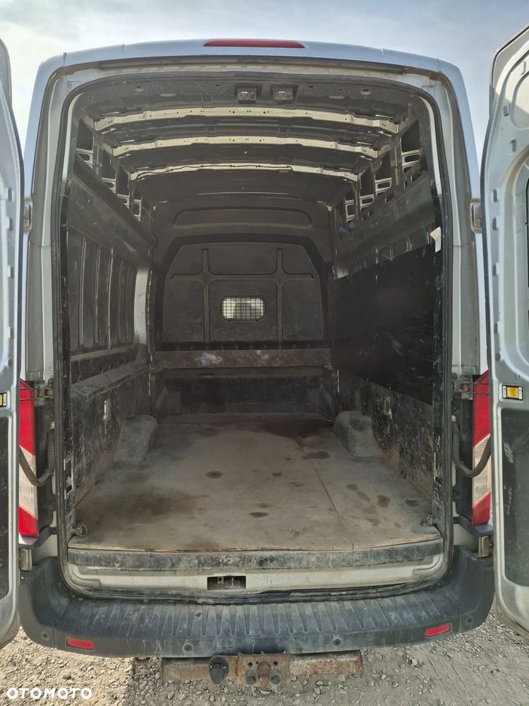 Ford Transit - 10