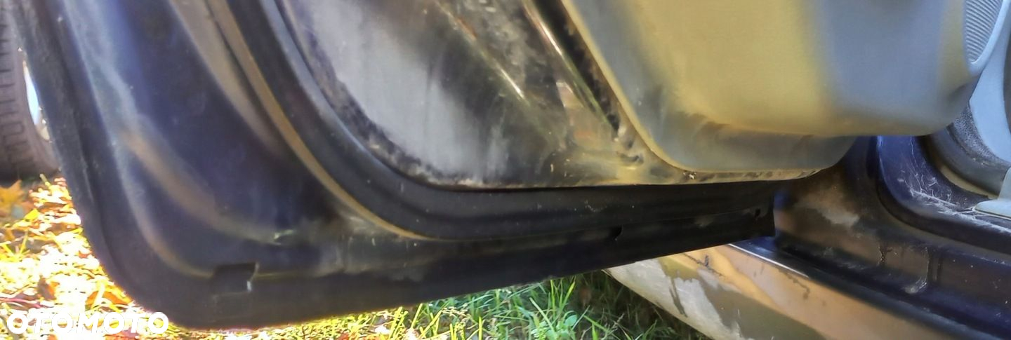 DRZWI TYLNE LEWE SUZUKI SX4 ZCH - 5