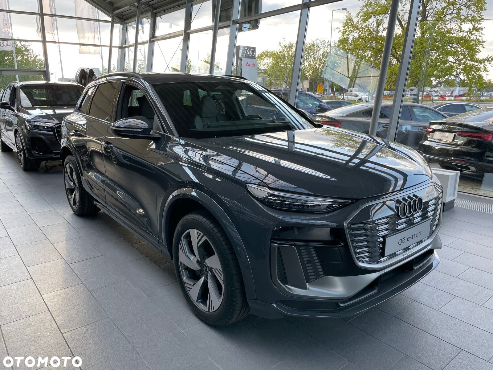 Audi Q6 e-tron - 2