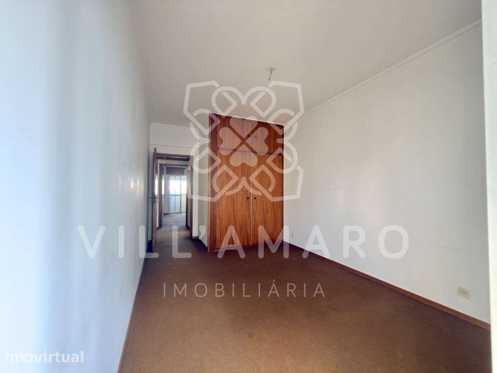 Apartamento T2 com 2 Varandas no Centro do Lumiar | Lisboa - Grande imagem: 2/21