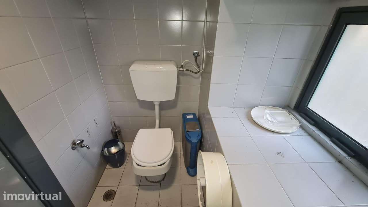 Espaço Comercial | Campolide, Lisboa — Rés do Chão com... - Grande imagem: 4/21