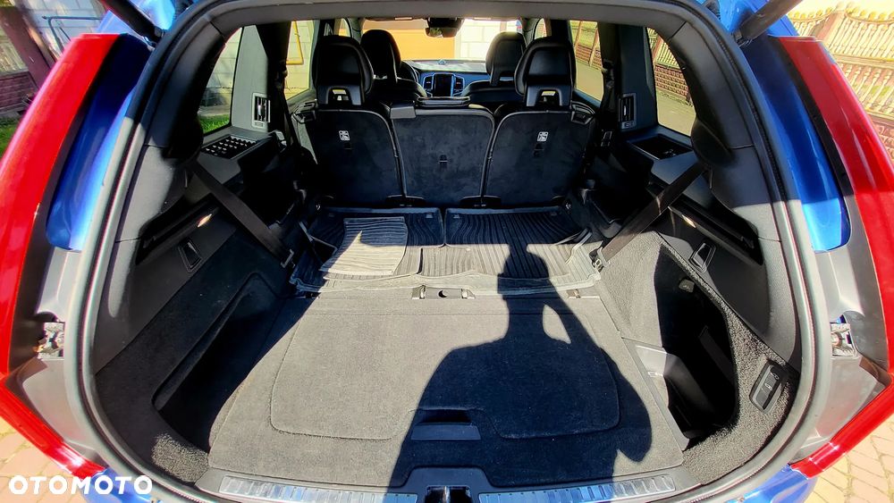 Volvo XC 90 T6 AWD R-Design - 24