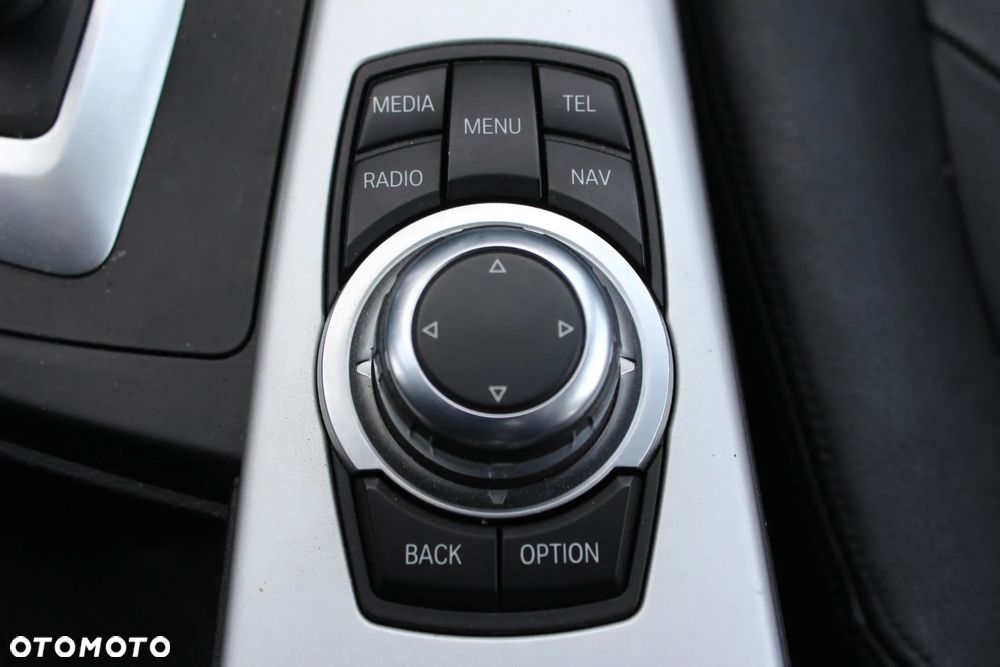 BMW Seria 3 320i Sport-Aut - 27