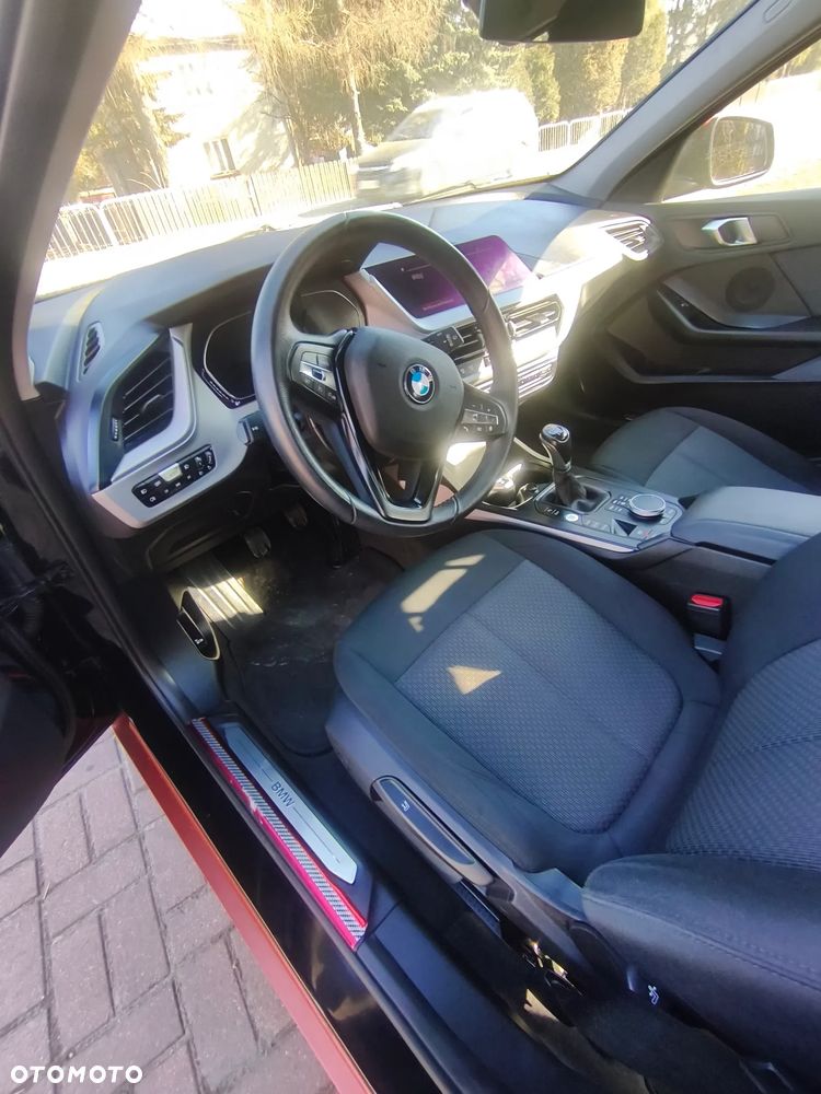 BMW Seria 1 118i - 10