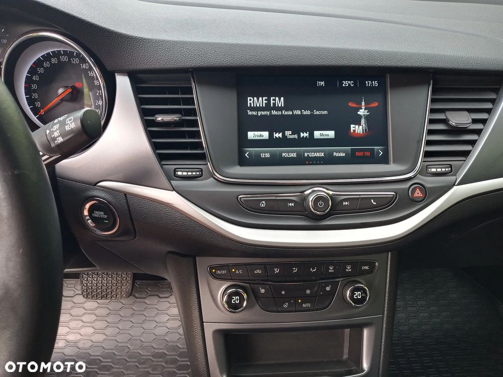 Opel Astra 1.4 T Dynamic S&S - 15