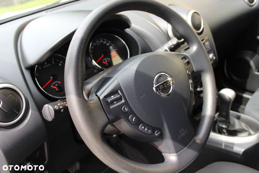 Nissan Qashqai - 14