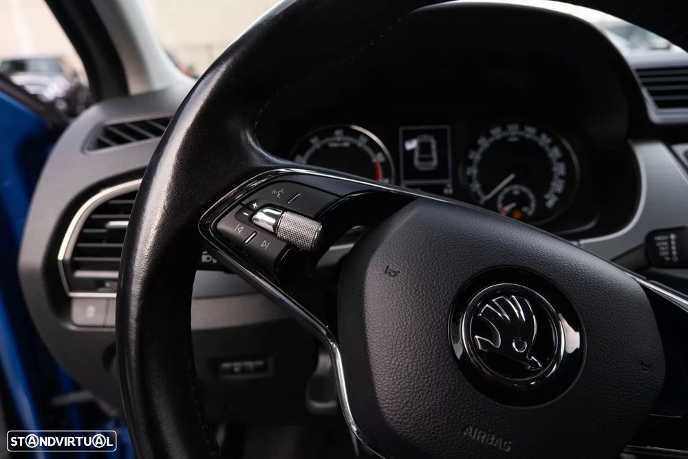 Skoda Fabia 1.0 TSI Essence - 23