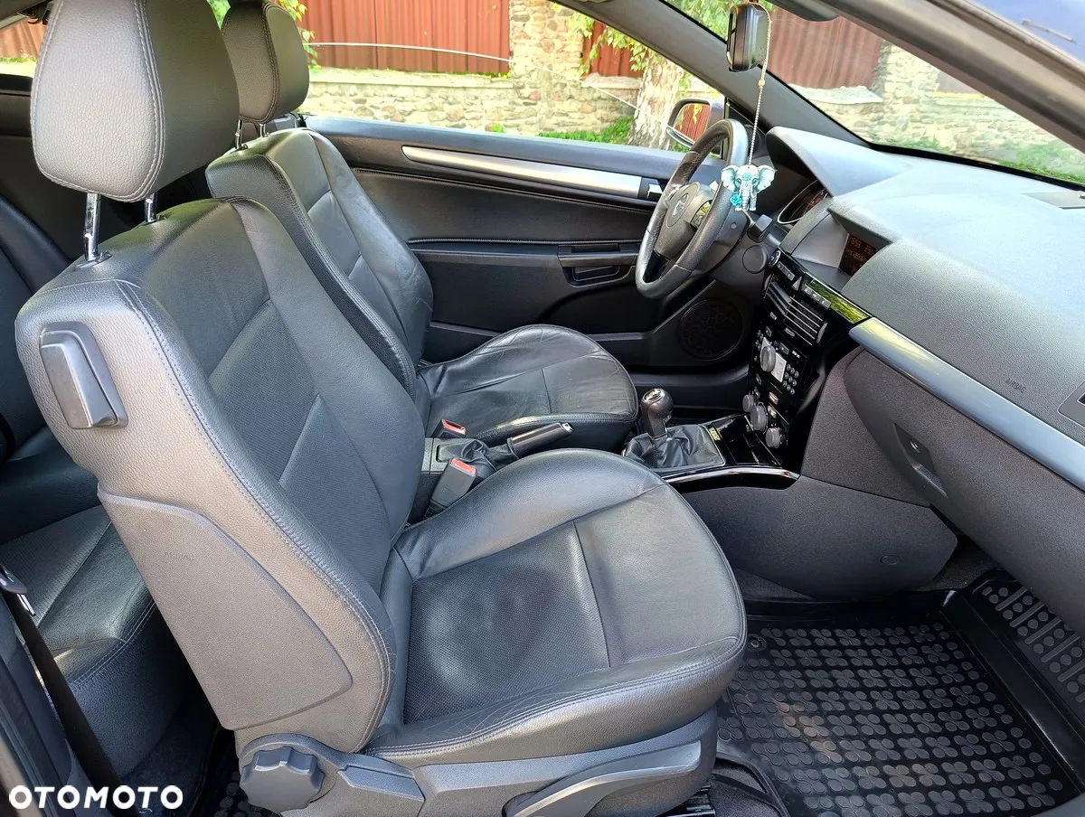 Opel Astra Twin Top 1.9 CDTI Cosmo - 35