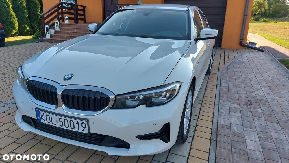 BMW Seria 3 330e - 1