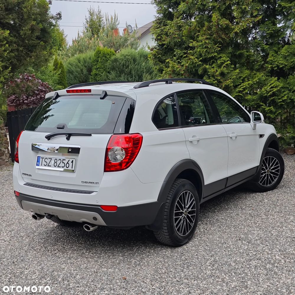 Chevrolet Captiva 2.4 2WD LT - 4