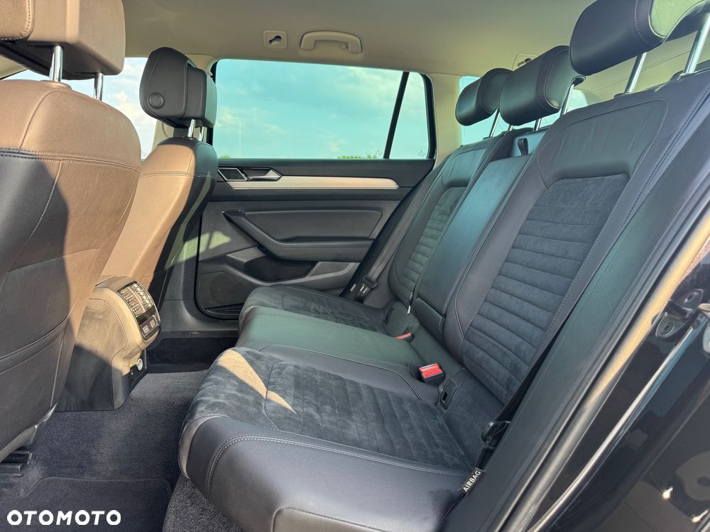 Volkswagen Passat 2.0 TDI BMT Highline - 26