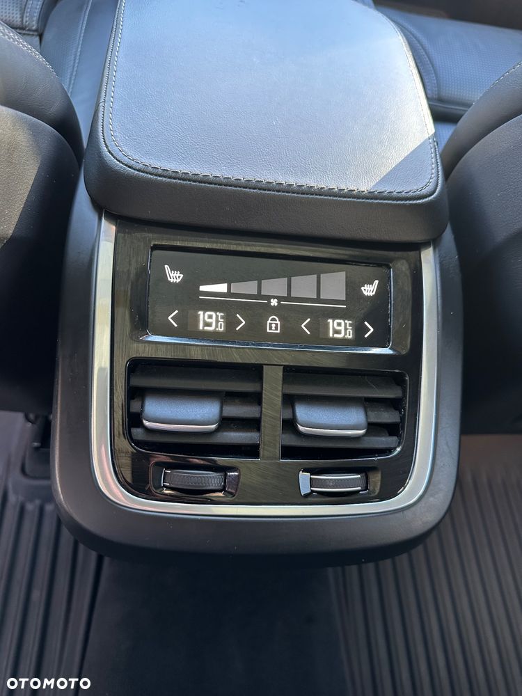 Volvo XC 90 B5 D AWD Ultimate Bright 7os - 16
