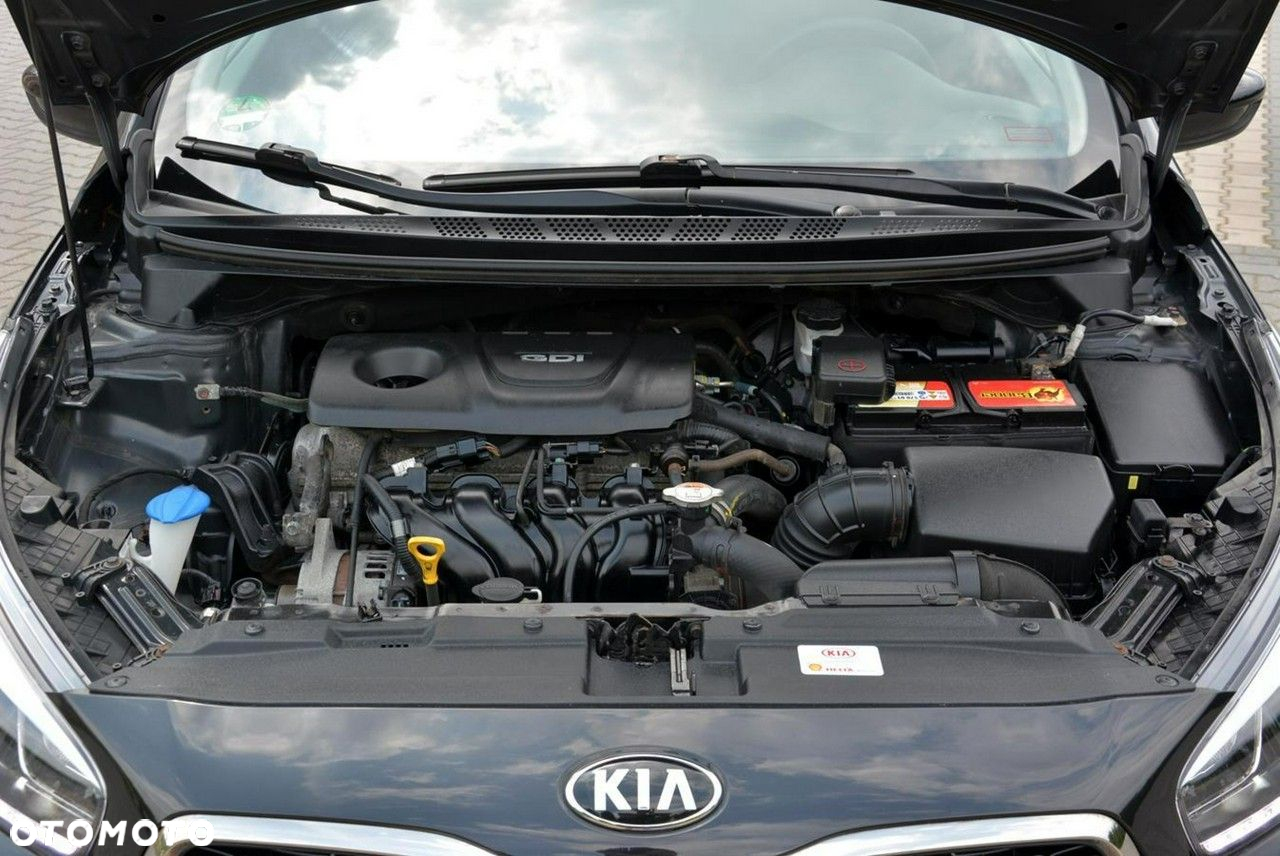Kia Ceed 1.6 GDI ISG SW Platinum Edition - 34