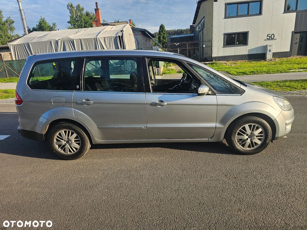 Ford Galaxy 2.0 Ghia - 4