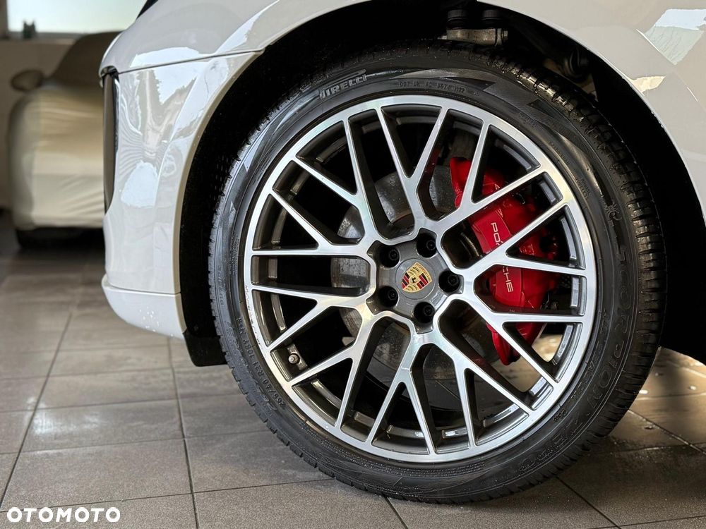 Porsche Macan GTS PDK - 13