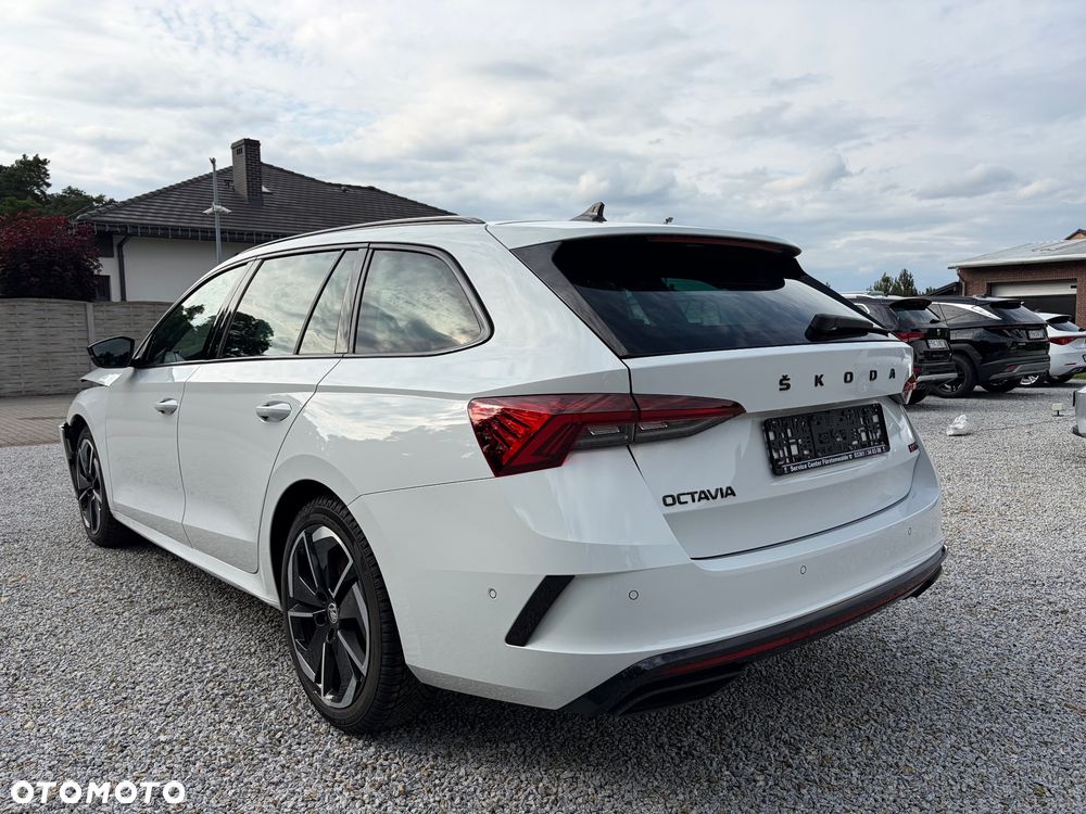 Skoda Octavia 2.0 TSI DSG RS 245 - 7