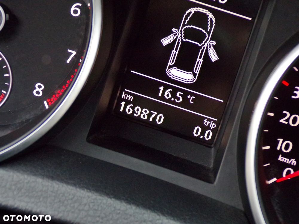 Volkswagen Golf - 19