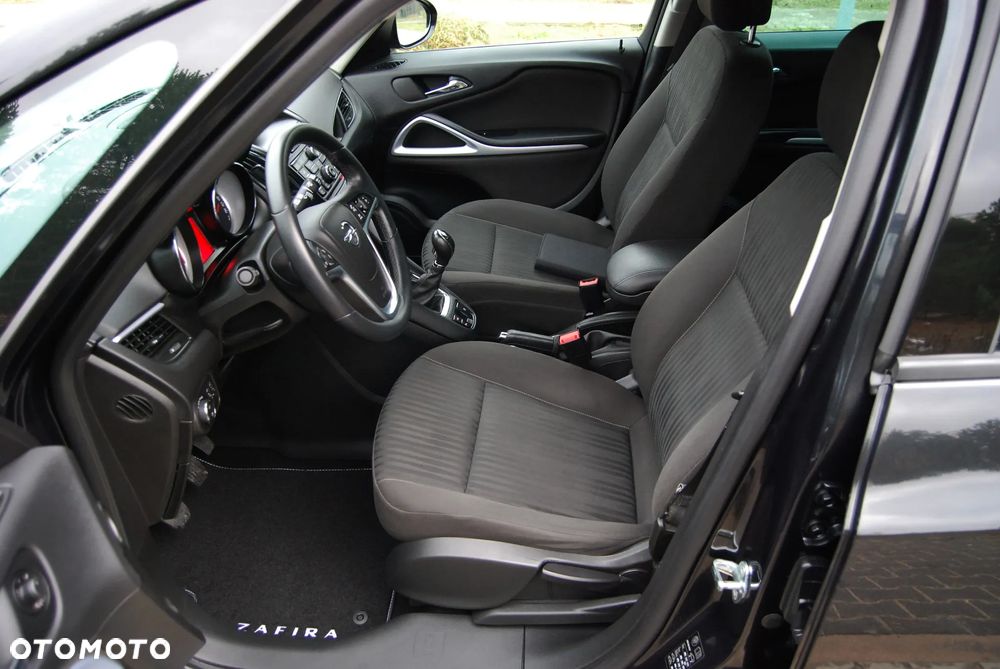 Opel Zafira 1.4 T Cosmo EU6 - 7