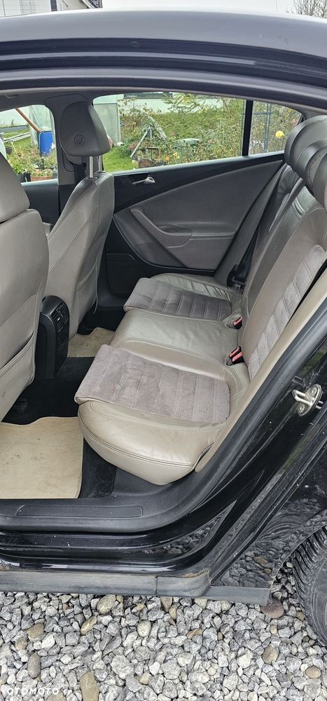 Volkswagen Passat - 5