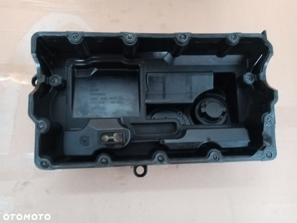 Pokrywa zaworów dekiel VW Passat B6 3C0 2.0 TDI 03G103475D 03G103469M - 3