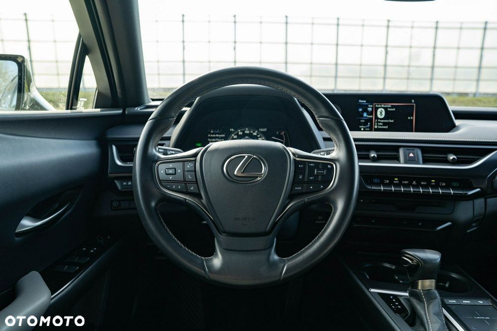 Lexus UX 250h GPF F Impression 2WD - 19