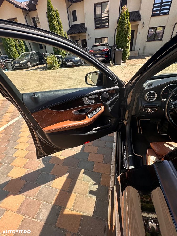 Mercedes-Benz C 220 d 4MATIC 9G-TRONIC - 23