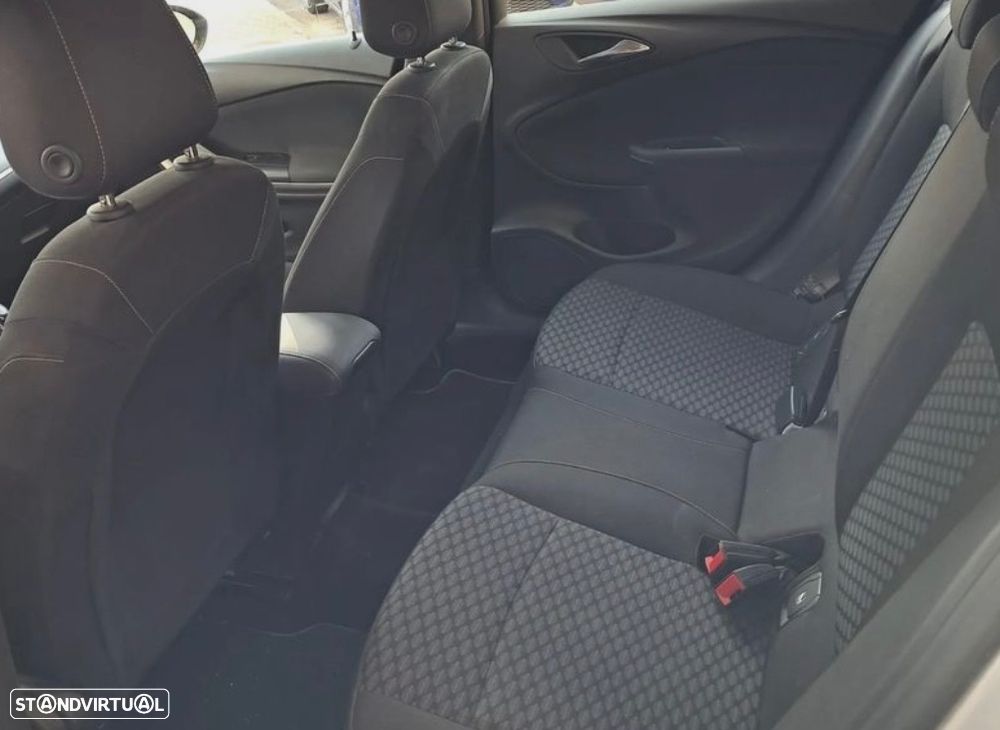 Opel Astra Sports Tourer 1.6 CDTI Dynamic S/S - 4