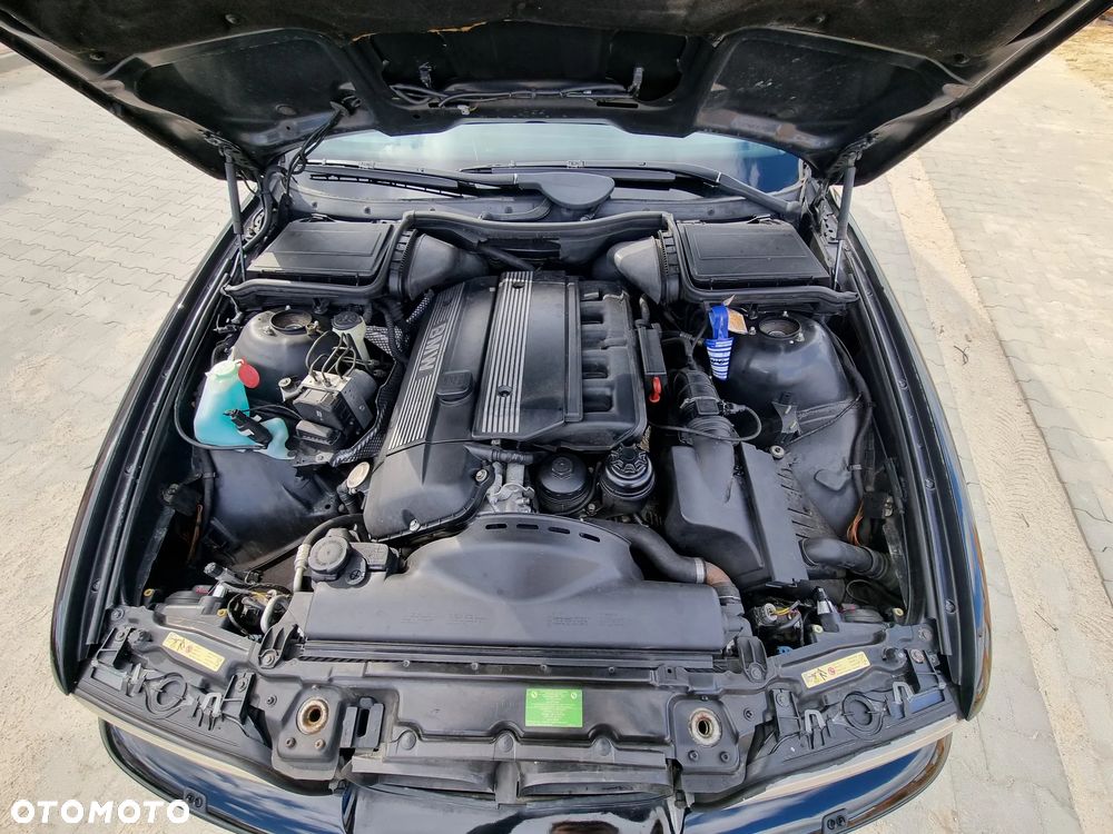 BMW Seria 5 525i - 16
