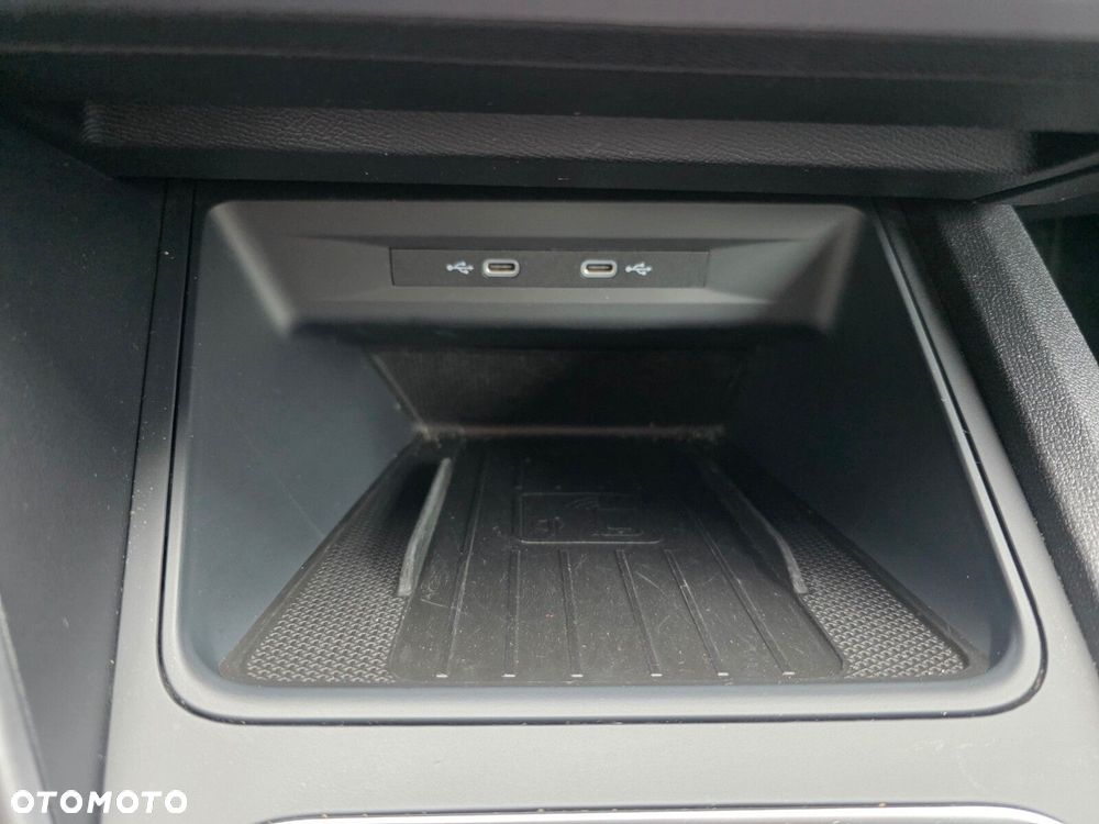 Seat Leon 1.5 eTSI FR DSG - 24