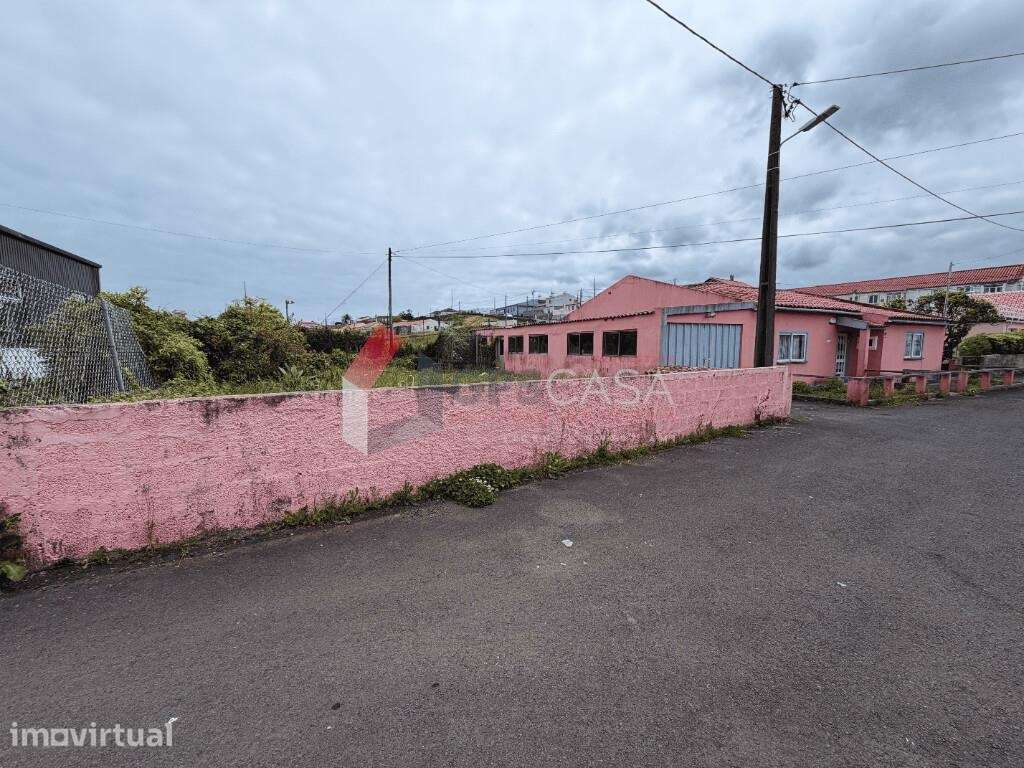 Moradia T3 com garagem e quintal - Grande imagem: 2/9