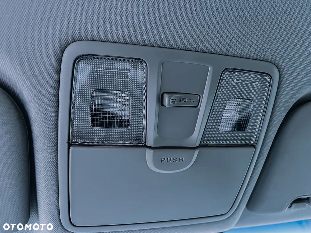Kia Ceed Cee'd 1.6 GDI L - 26