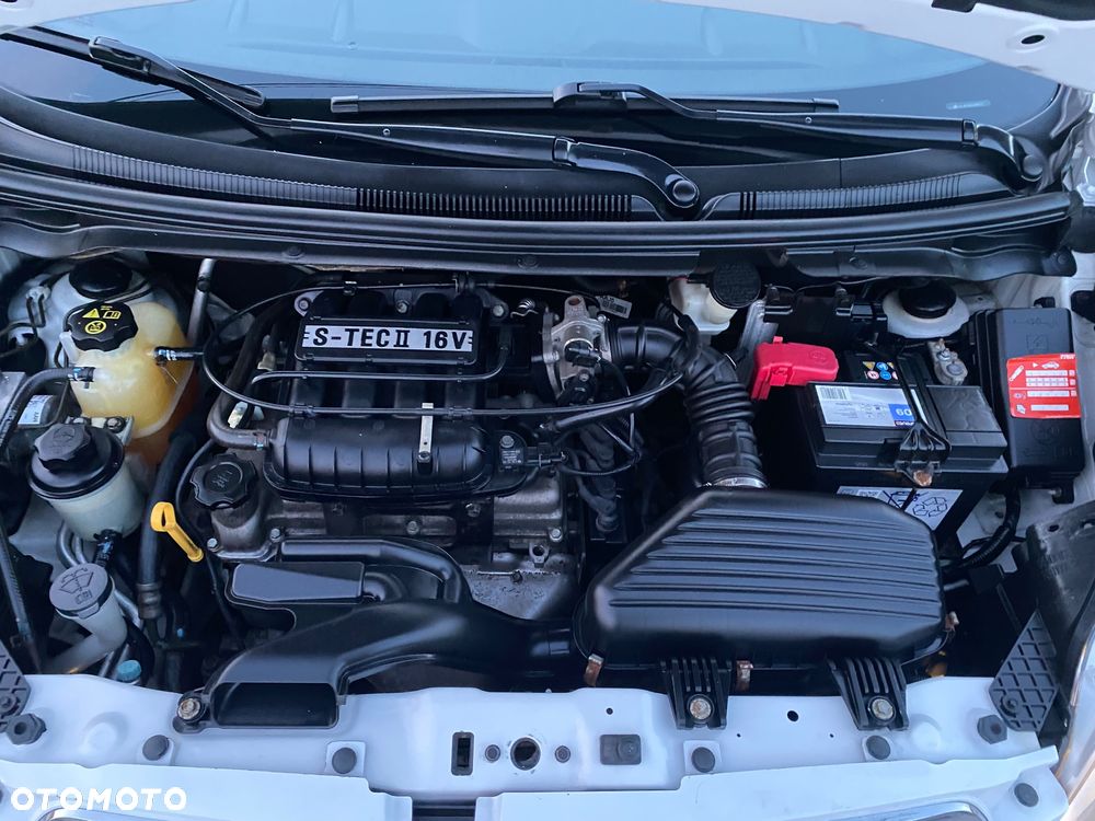 Chevrolet Spark 1.2 LS+ - 23