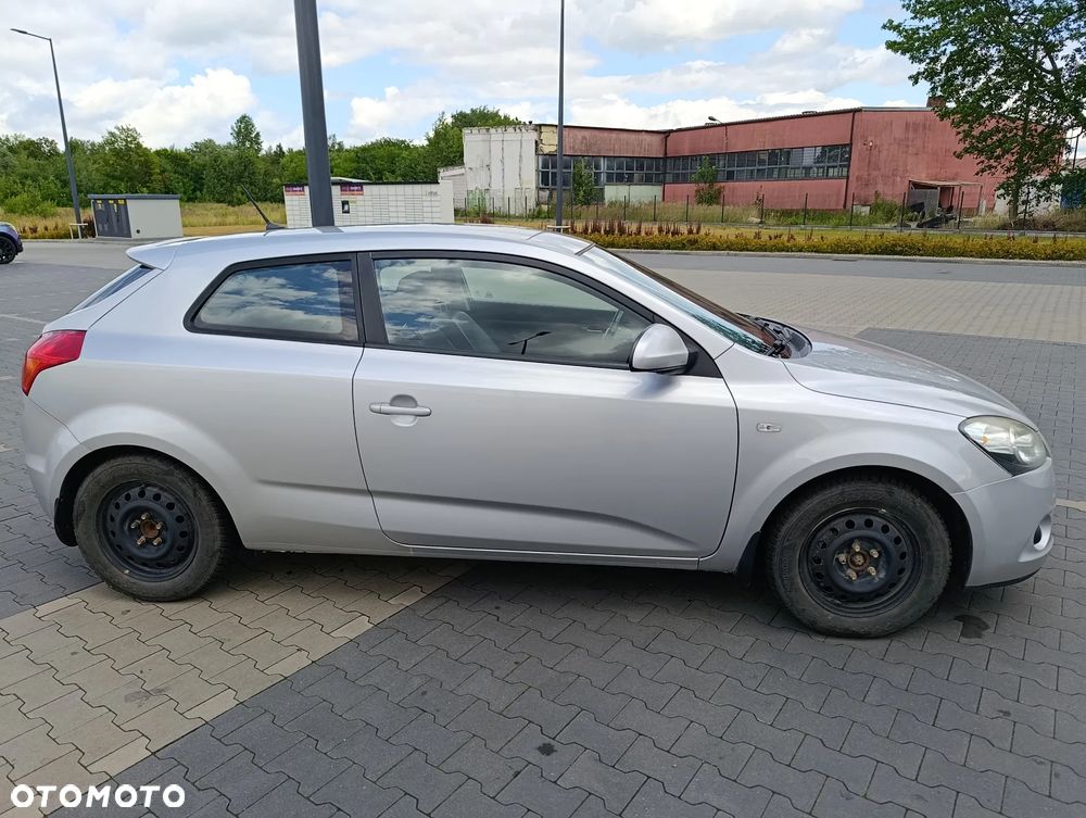 Kia ProCeed 1.6 CVVT LX - 4