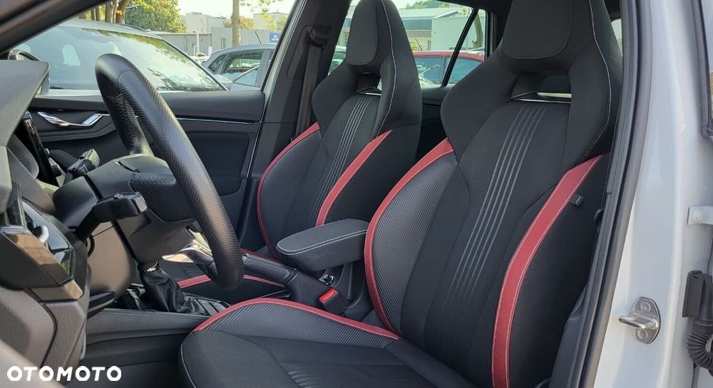 Skoda Kamiq 1.5 TSI Monte Carlo DSG - 12