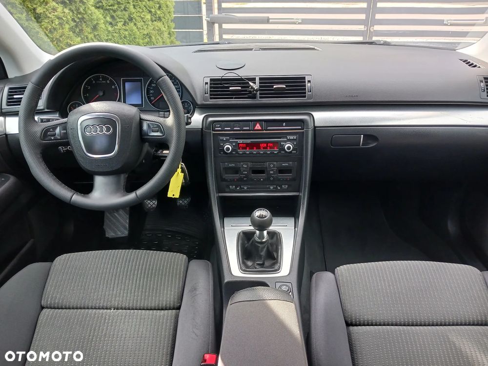 Audi A4 Avant 1.8 T - 13