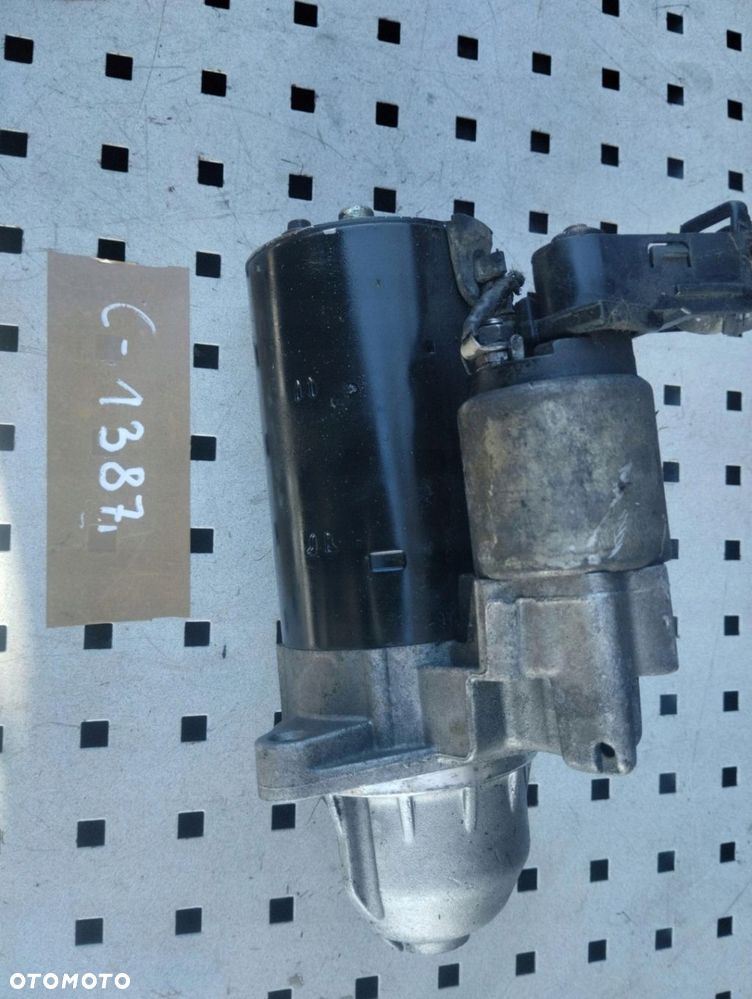 Rozrusznik Magneti Marelli 063521093070 IVECO DAILY II - III - 1