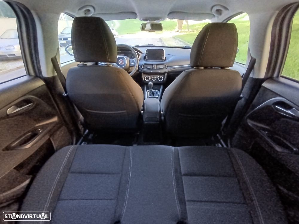 Fiat Tipo 1.3 M-Jet Lounge Tech - 27