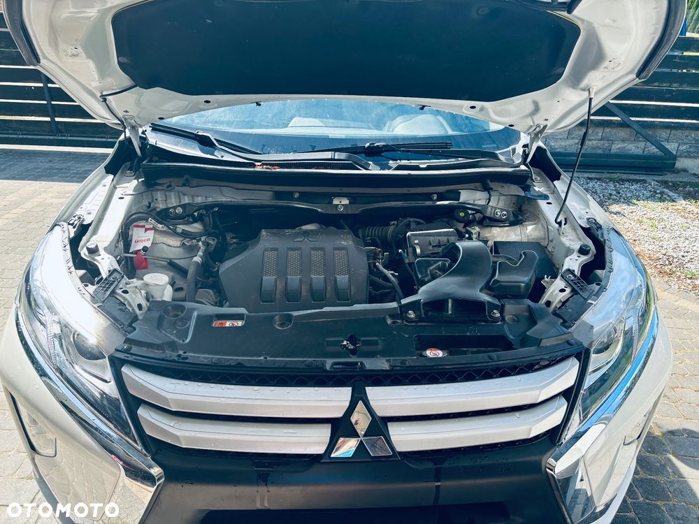 Mitsubishi Eclipse Cross - 24