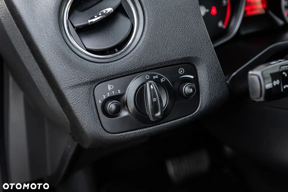 Ford Mondeo 2.0 TDCi Ambiente - 16