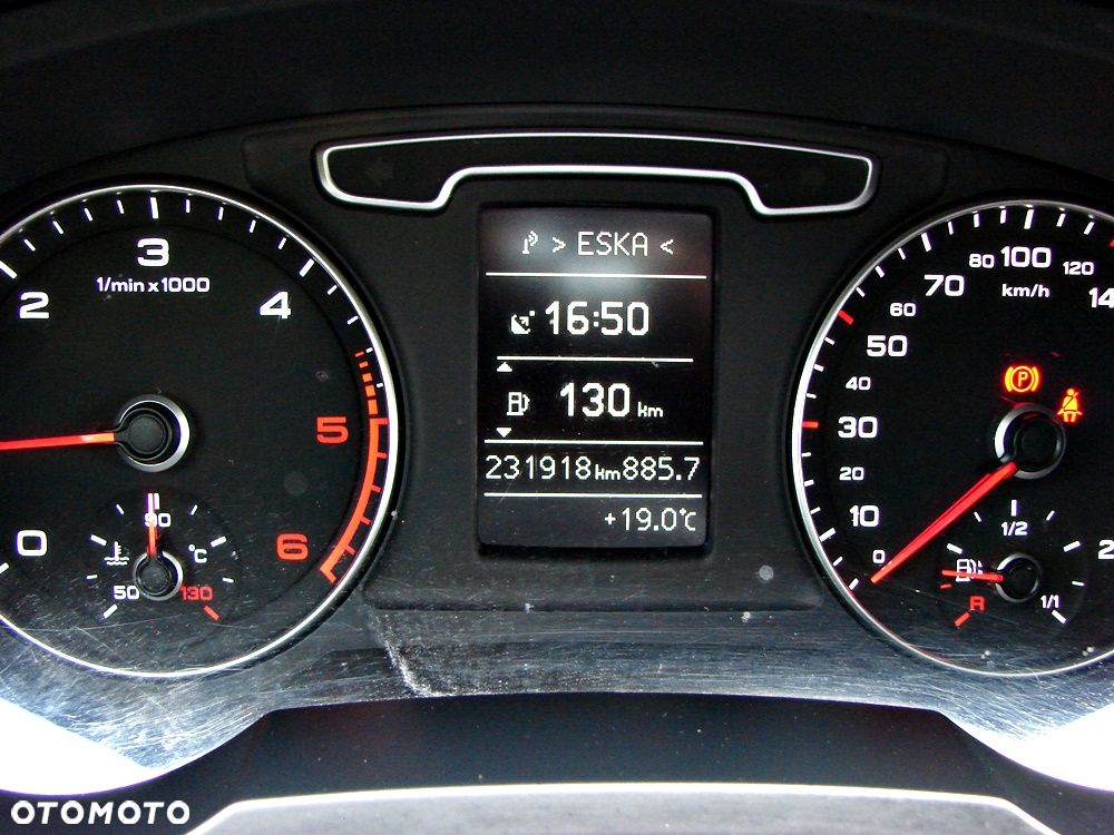 Audi Q3 2.0 TDI Edycja Specjalna - 32