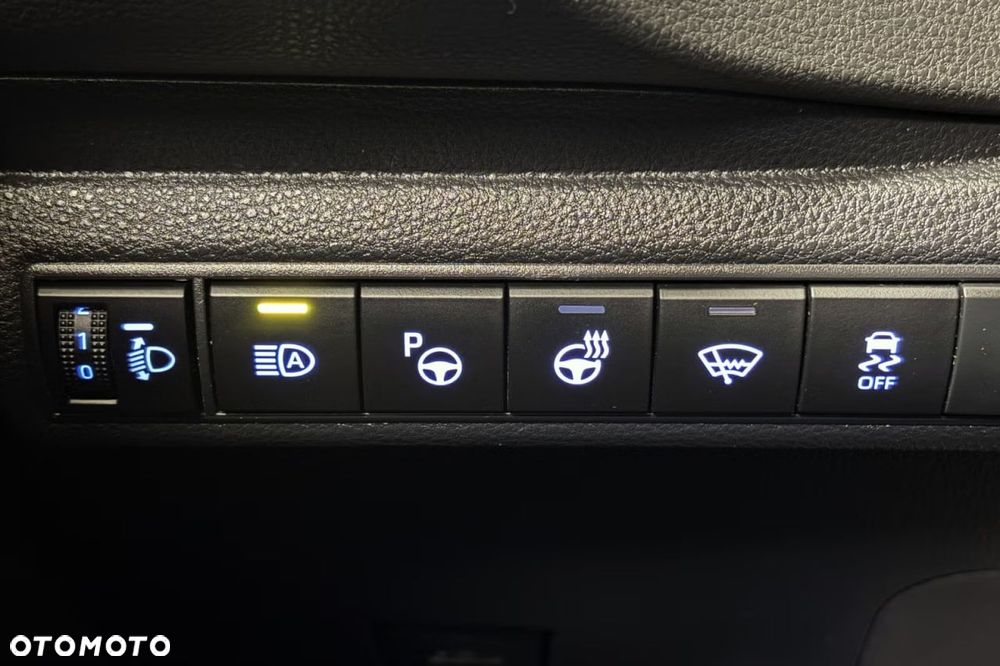 Toyota Corolla 1.8 Comfort - 22