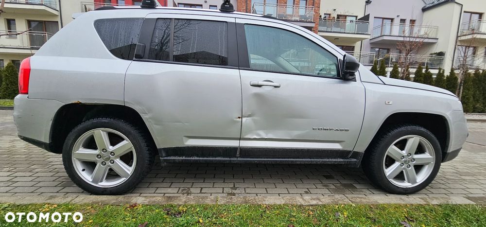 Jeep Compass 2.0I 4x2 Limited - 21