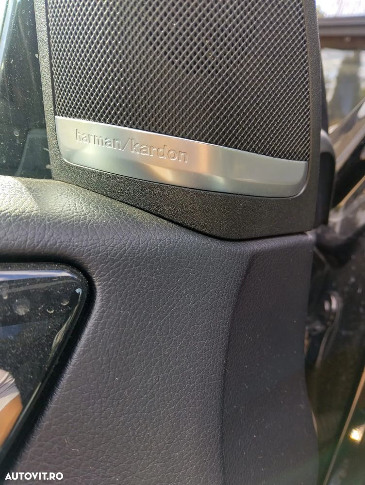 Mercedes-Benz GLS - 11
