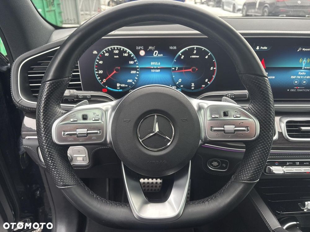 Mercedes-Benz GLS - 12