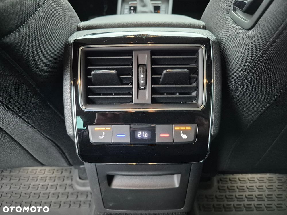 Skoda Superb 2.0 TDI DSG Style - 26