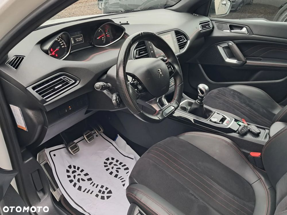 Peugeot 308 BlueHDi 130 Stop & Start GT - 15