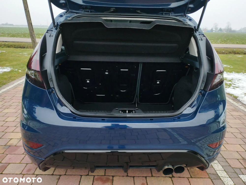 Ford Fiesta 1.4 Champions Edition - 6